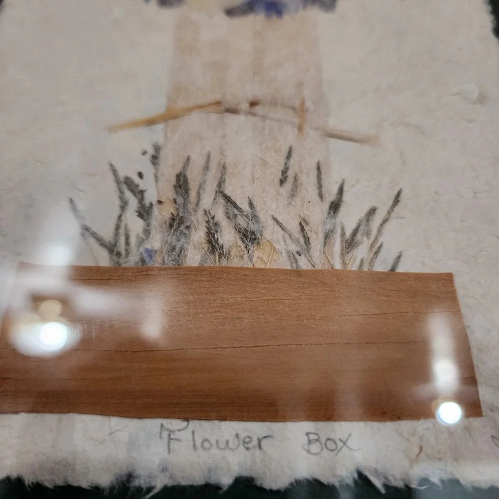 Vintage 1993 Madagascar Pressed Flower Art Handmade Paper Oak Frame Flower Box
